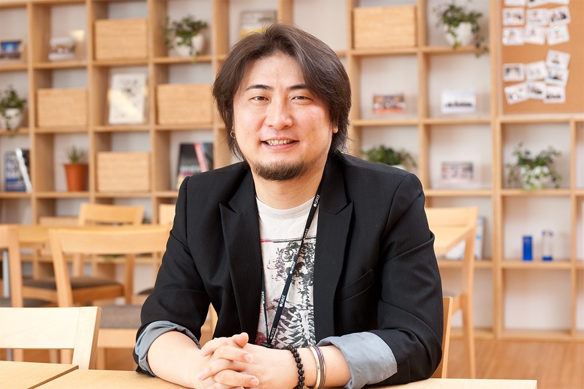 今のモバイル業界だからこそ経験できる“ゲームづくり”の熱気がある。 デザイナー園田和弘氏 グリー株式会社 社員インタビュー (3/4)