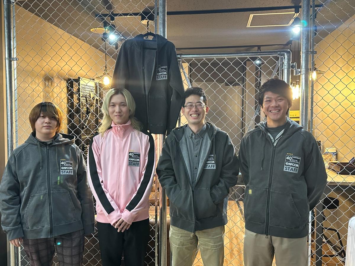 カプコン40周年記念パーカー